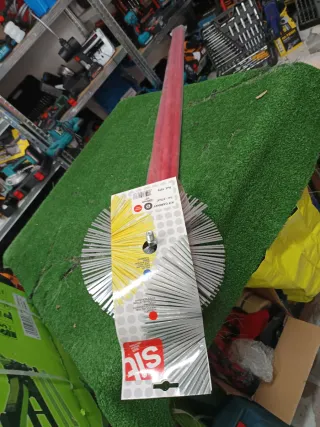 Kit spazzacamino per pulizia canne fumarie.