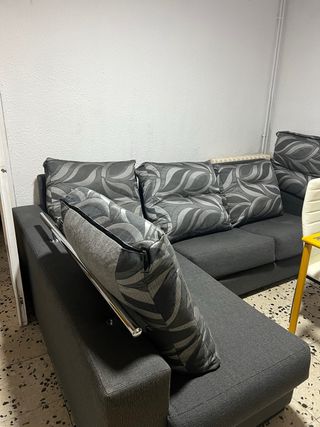 Sofá Chaiselongue tela y metal