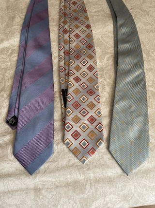 3 Corbatas x 5€