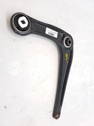 BRAZO SUSPENSION INFERIOR DELANTERO IZQUIERDO TOYOTA PROACE