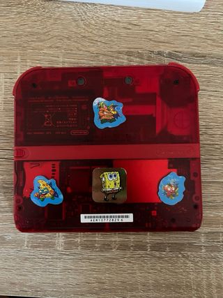 Nintendo 2DS Edizione speciale Rosso Trasparente
