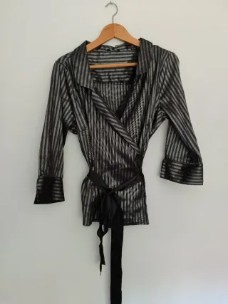 Camisa TRAZOS rayas gris y negro