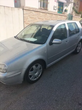 Volkswagen Golf 2000