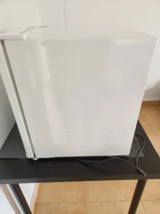 Mini nevera Hisense bajo consumo