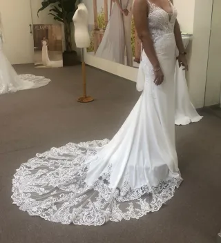Vestido de Novia Sirena Encaje Cola Larga