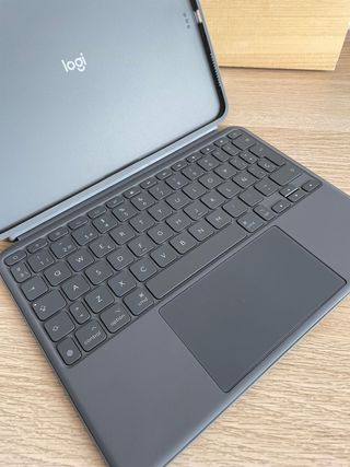 Teclado Logitech iPad Air