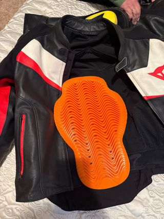 Pantalón y Chaqueta Moto Dainese