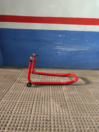 Caballete moto rojo