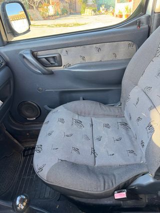 Peugeot Partner 2001