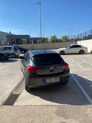 Opel Astra 2014