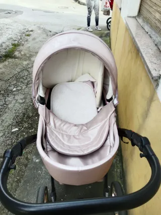Cochecito bebé rosa