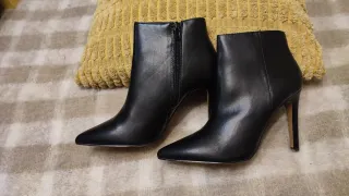 Botines Pimkie negros tacón