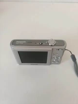 Cámara Panasonic Lumix DMC-FS42 10MP