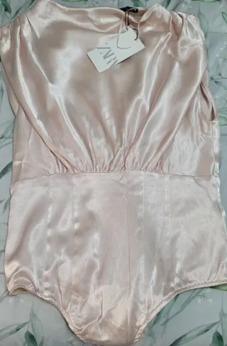 Body Zara Satén Rosa