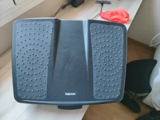 Reposapiés Fellowes Negro