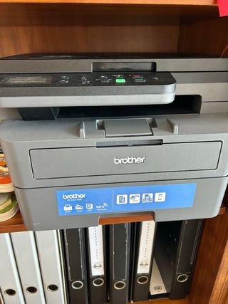 Impresora Brother DCP-L2620DW Láser Monocromo