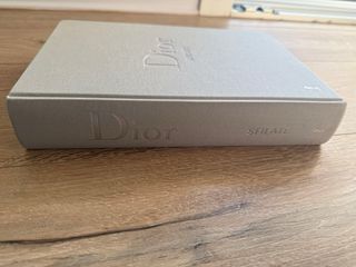 ALEXANDER FURY - DIOR - SFILAT