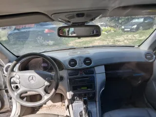 Mercedes-Benz  CLK 2004
