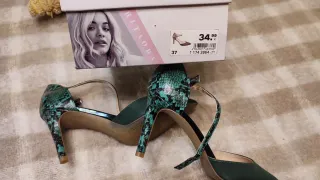 Zapatos Rita Ora Verde y Negro