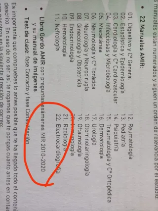 Pack AMIR con libros y cuadernillos de simulacros.