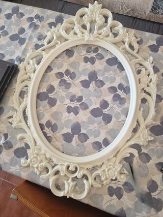 Marco Ovalado Blanco