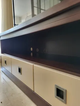 Mueble TV Benítez madera y cristal