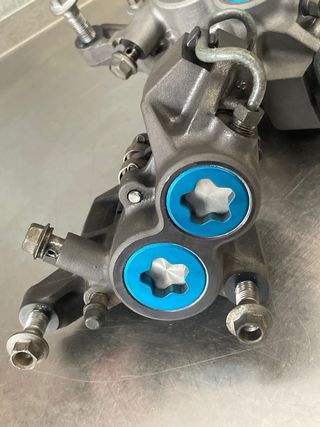 Pinzas Freno Delanteras YZF1000R Thunderace