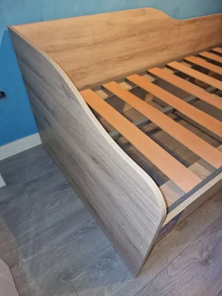 Cama 90x200 mas somier se entrega desmontado