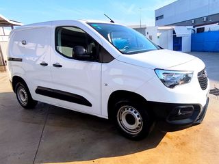 OPEL COMBO FURGON CERRADO 130CV CON SOLO 69.000KM.