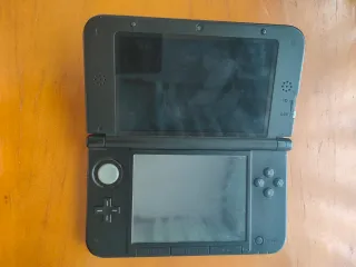 Console Nintendo 3DS XL Rossa