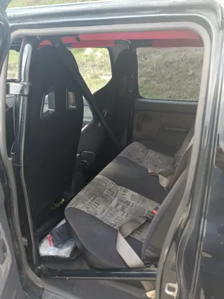 Nissan Navara D22 2.5