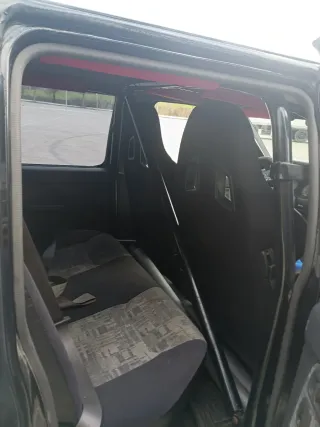 Nissan Navara D22 2.5