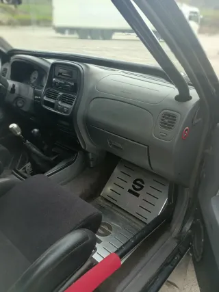 Nissan Navara D22 2.5