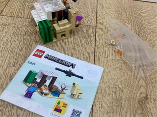 LEGO Minecraft 21251 Steve's Desert Expedition