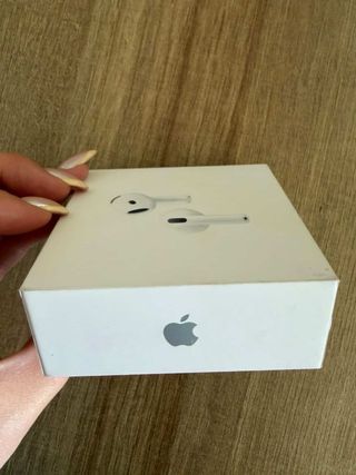 Airpods 4 con cancelación de ruido