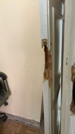 Puertas de madera blancas