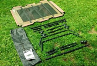 Cama elevada para perro