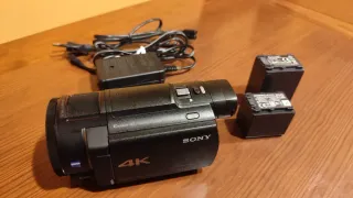 Videocámara Sony FDR-AX33 4K con 2 Baterías