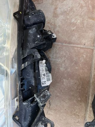 Faros Delanteros Peugeot 307