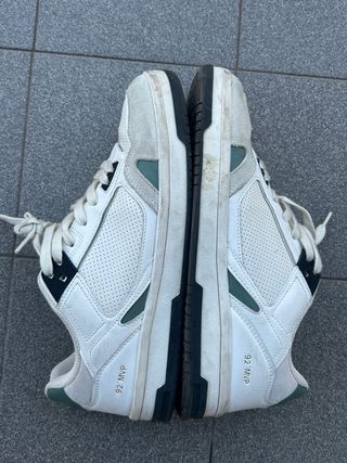 Scarpe Pull&Bear bianche e verdi taglia 42