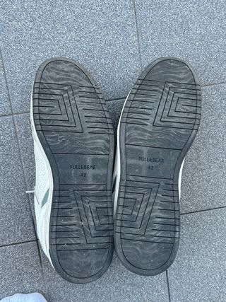 Scarpe Pull&Bear bianche e verdi taglia 42