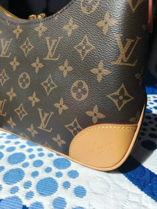 Louis Vuitton Boulogne Monogram Lona