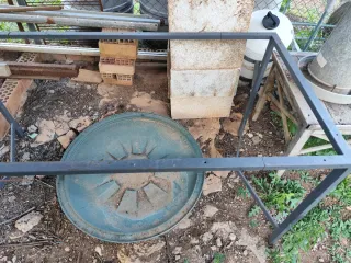 Base para mesa gris y verde