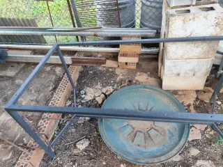 Base para mesa gris y verde