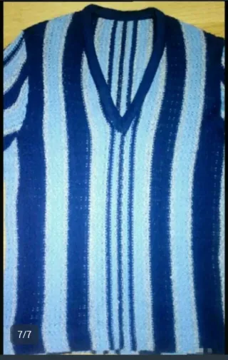 Lote 2 prendas: azul y rojo