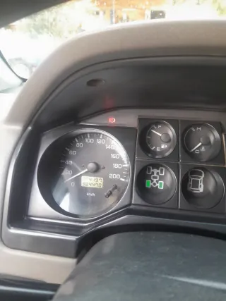 Mitsubishi Montero 2004