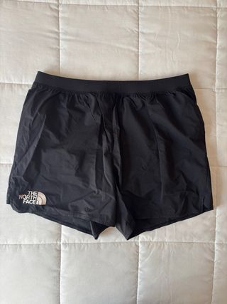 Pantalón corto The North Face negro
