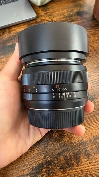 Carl Zeiss Planar ZE 50mm f/1.4 para camaras Canon
