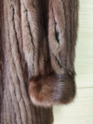 Abrigo visón sintético marrón