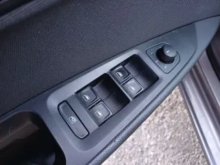 SEAT LEON 1.6 TDI CR S&S STYLE 105 CV